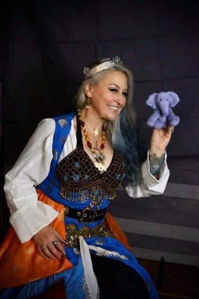 File:CountessKarina.jpeg